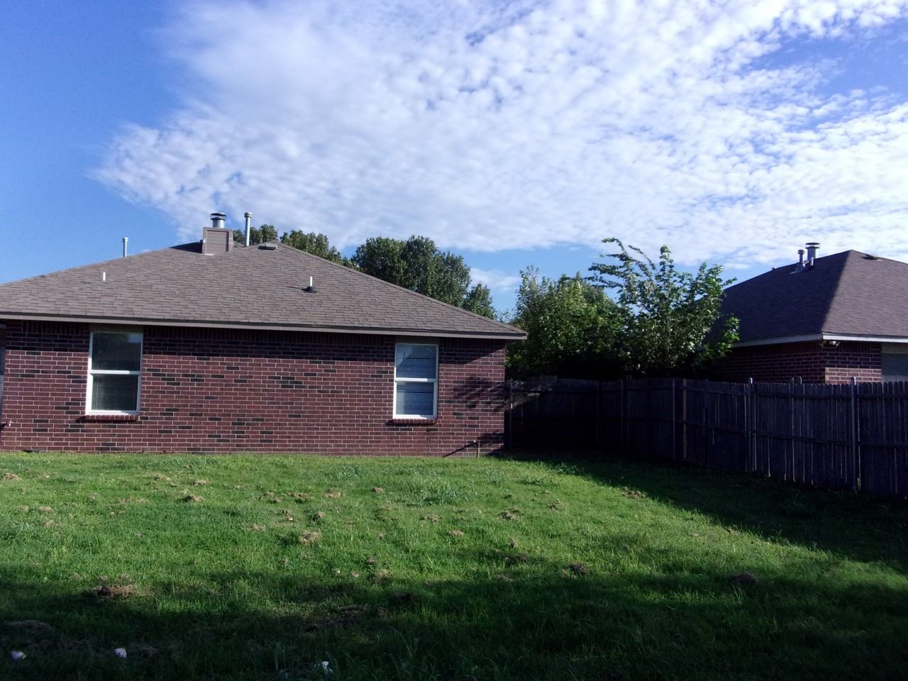 418 W Chantilly Way - Photo 3 of 13