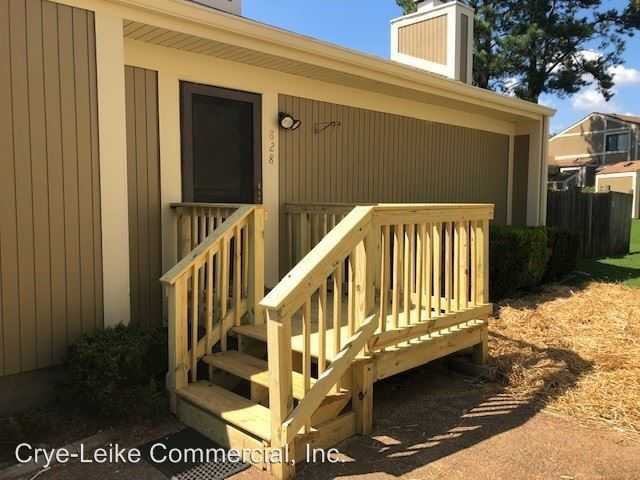 828 Todd Preis Dr - Photo 2 of 11