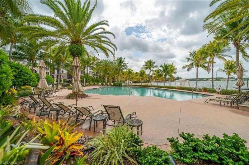 10731 10731 Mirasol Lakes Dr. #405 - Photo 3 of 10