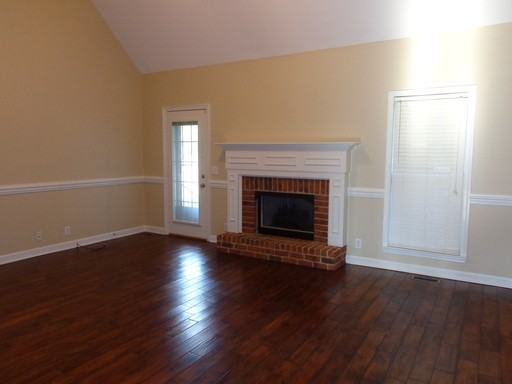 3129 Jenkins Dr - Photo 2 of 18