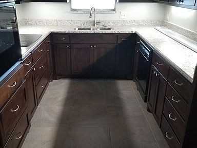 2927 Lawrence St - Photo 3 of 16