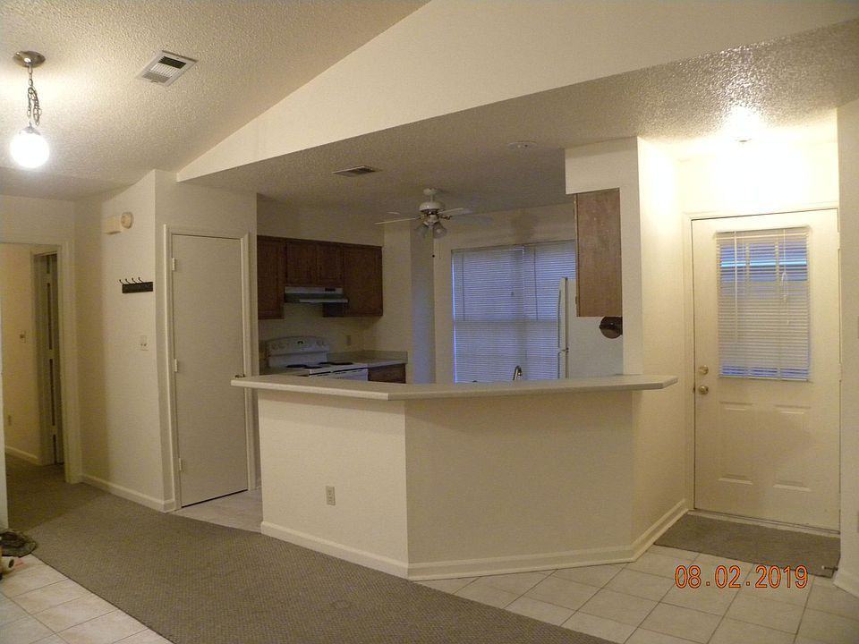 4081 Bothwell Ter - Photo 2 of 9