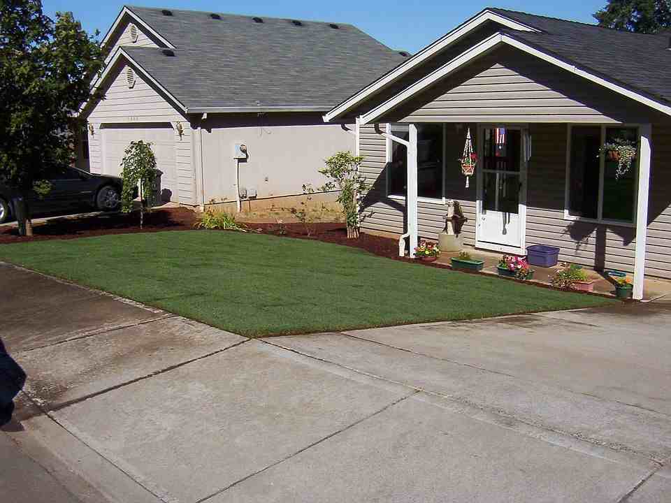 1533 Sw Pioneer Dr - Photo 3 of 10