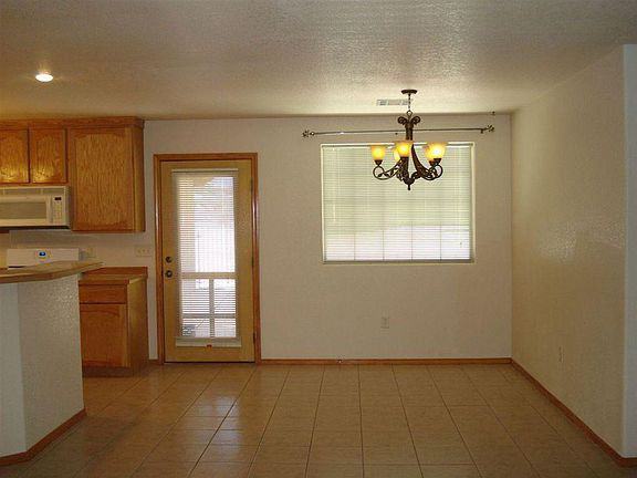 4 Stagecoach Trl - Photo 3 of 10