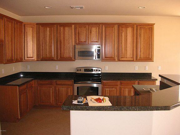 14088 W Aster Dr - Photo 2 of 4