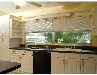 6629 Colonial Drive - Photo 3 of 14