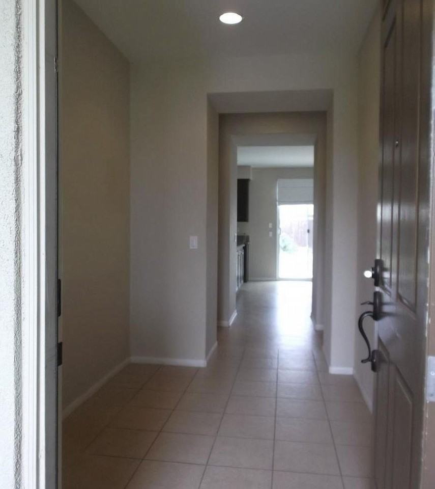 221 S 9th St - Photo 3 of 6