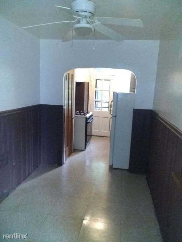 973 973 Debbe Lane 5 - Photo 2 of 7