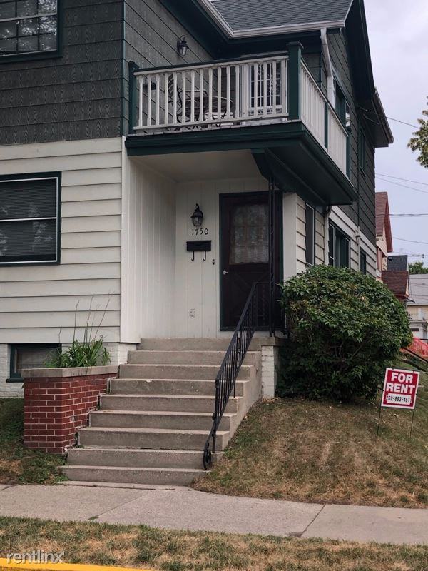 1750 N Astor St A - Photo 2 of 18