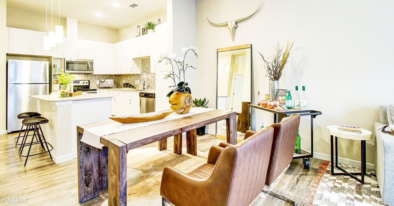 2420 Walsh Tarlton Ln Apartments in West Lake Hills, West Lake Hills