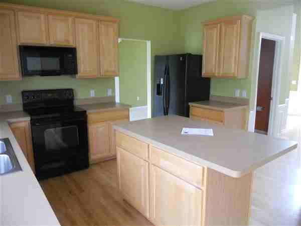 2478 Black Horse Dr N East - Photo 2 of 23