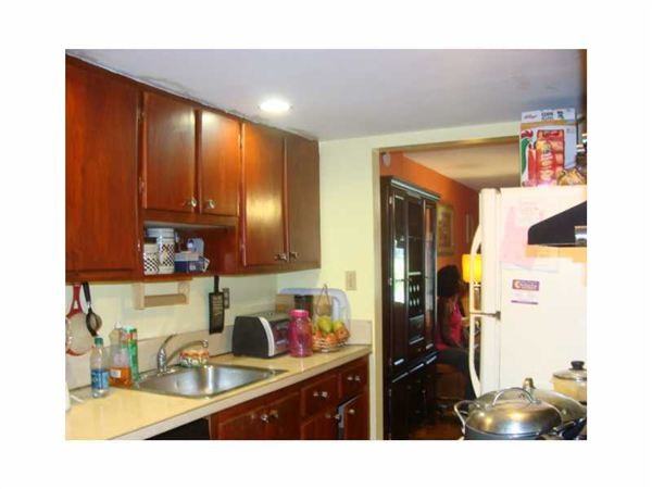 3161 NW 47th Ter - Photo 2 of 17