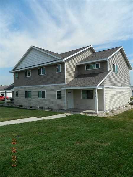 Orchard Ridge Townhomes Apartments N Gault St, St. Peter, MN 56082