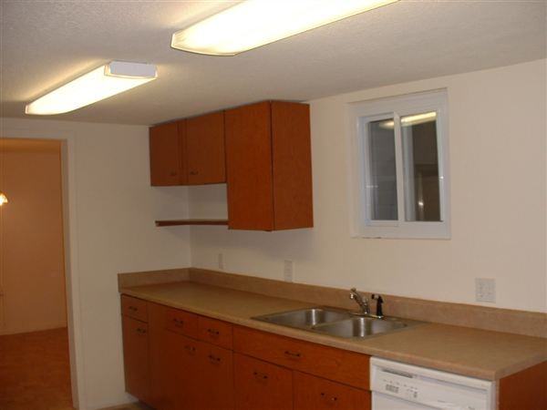 1032 Sycamore St - Photo 2 of 2