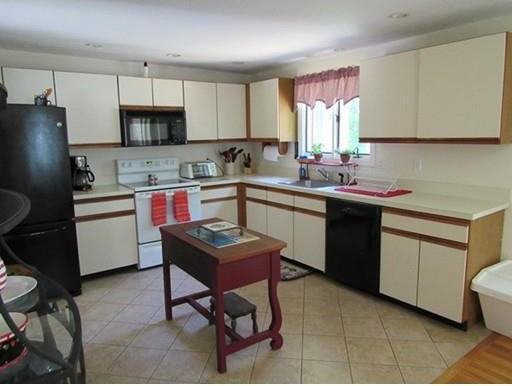 75 Hunters Brook Rd. - Photo 2 of 27