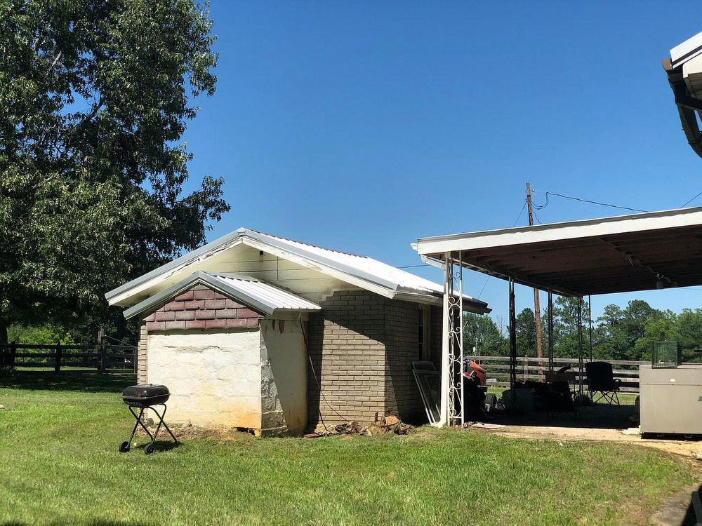 495 Coleman Rd - Photo 2 of 10