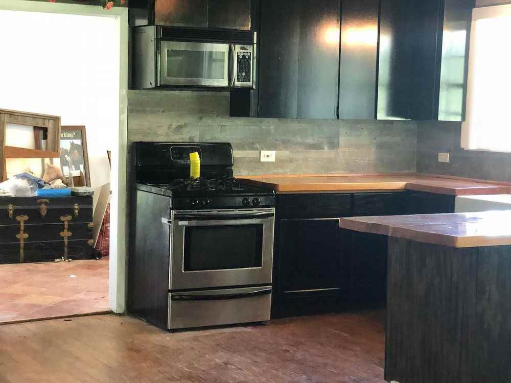 495 Coleman Rd - Photo 3 of 10