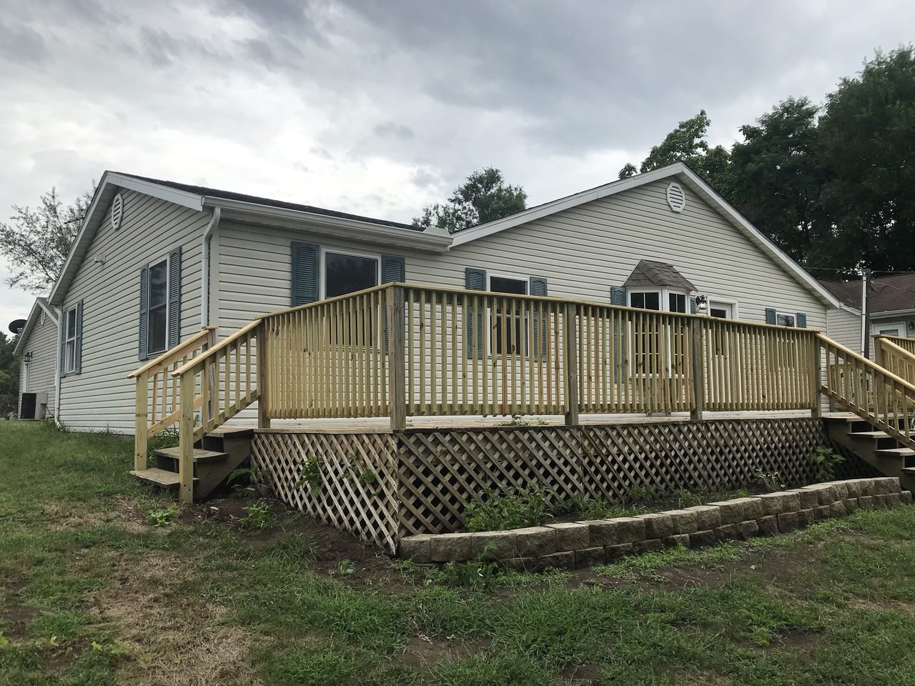 401 E High St - Photo 2 of 24