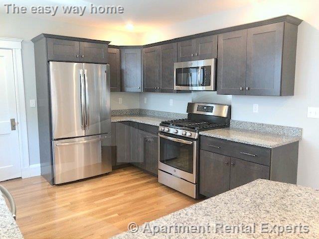 41 Garrison Avenue #1C
