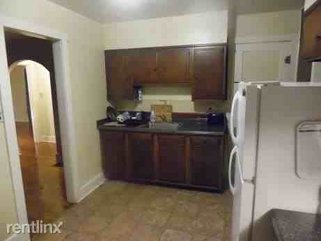 16 Oak Lane Ave - Photo 3 of 10