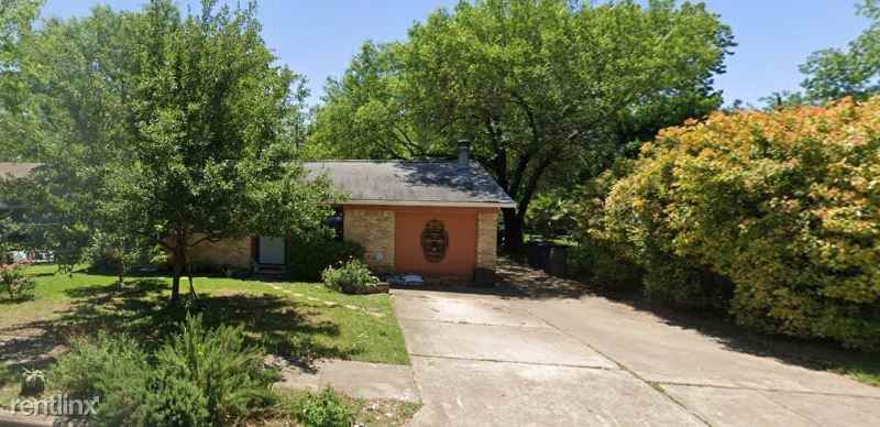 1011 Chesapeake Drive B - Photo 2 of 12