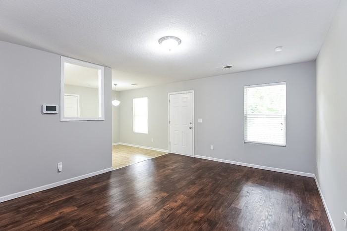 10719 Bristol Terrace - Photo 2 of 8