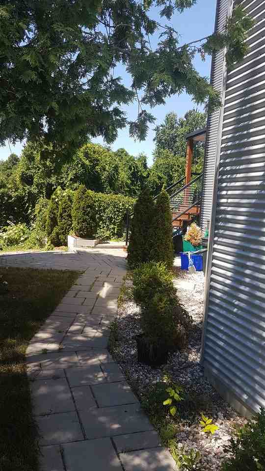 1106 Bathgate Drive - Photo 3 of 6