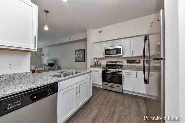 1273 Comiskey - Photo 2 of 18