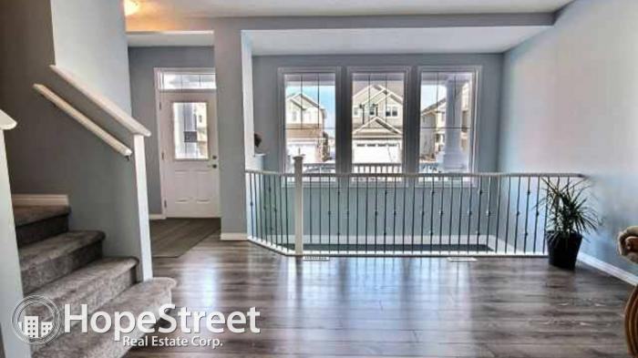 7911 22 Avenue Sw - Photo 3 of 8