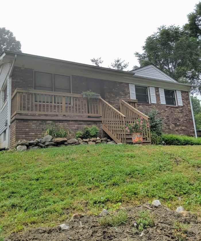 4 Nina Street - Photo 2 of 15