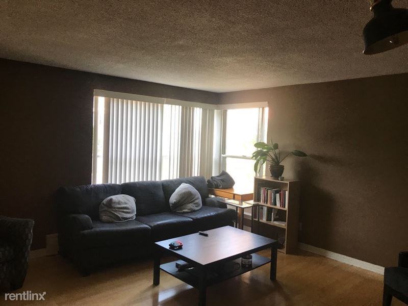 821 Douglas Ave N 101 - Photo 2 of 13