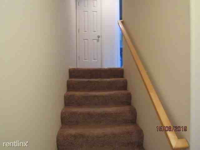 16505 Ne 19th Street - Photo 3 of 18