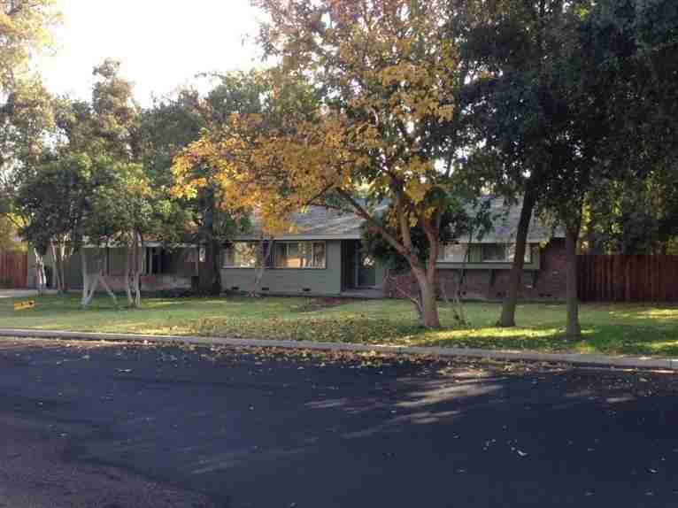 2519 W Celeste Ave - Photo 3 of 23