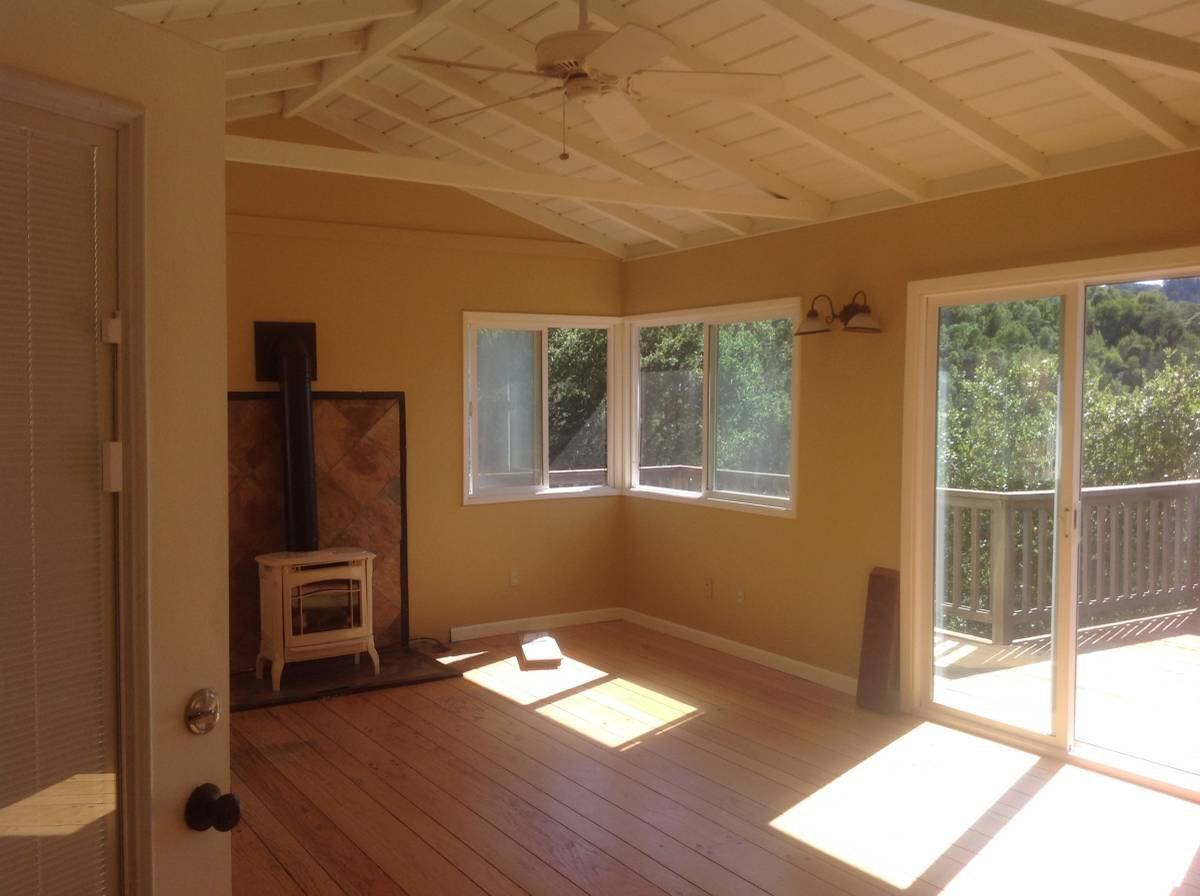 81 Spring Ln - Photo 2 of 9