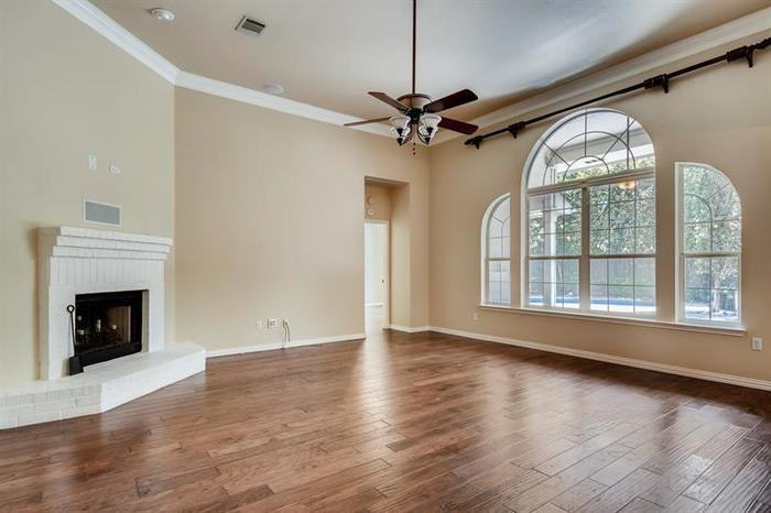 19905 Kennemer Drive - Photo 2 of 17