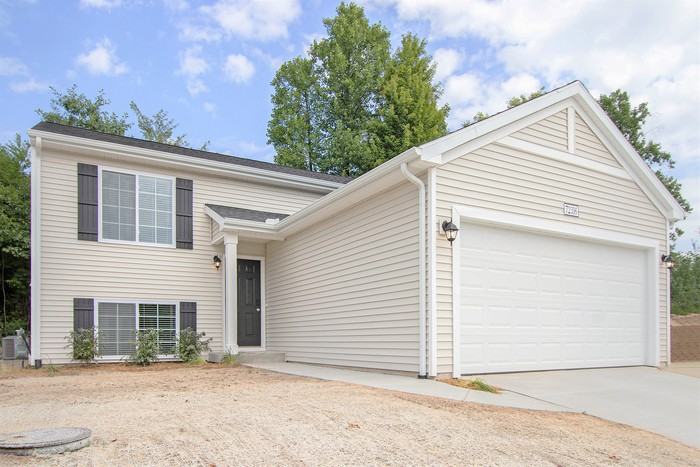 1012 English Primrose Avenue - Photo 2 of 15