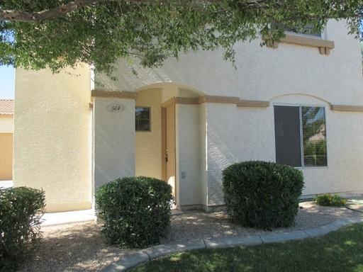 914 Christine Place - Photo 2 of 19