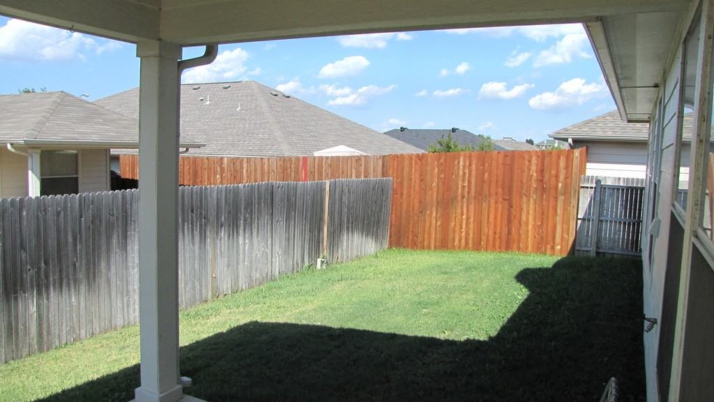 3733 Vista Greens Dr - Photo 3 of 3