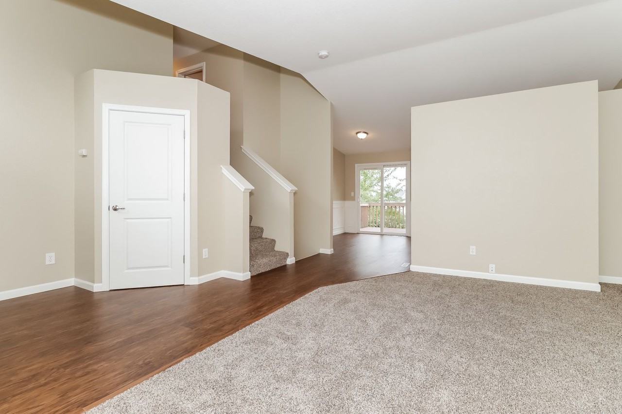 7313 55th St Ne - Photo 3 of 20