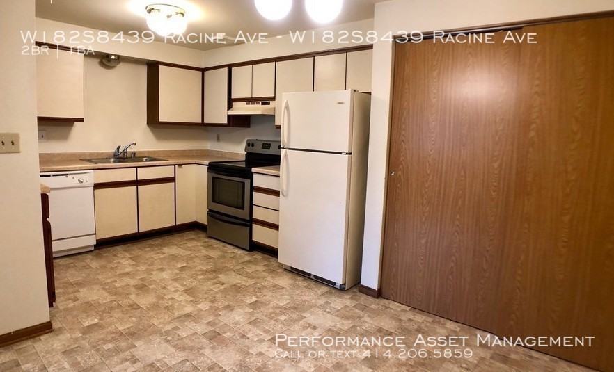 W182S8439 W182s8439 Racine Ave - Photo 2 of 6