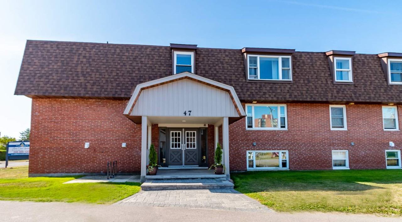 Lewis Court Apartments - Photo 3 of 26