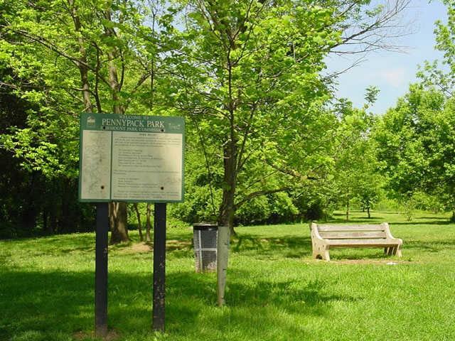 Evergreen Apartments - Photo 3 of 5