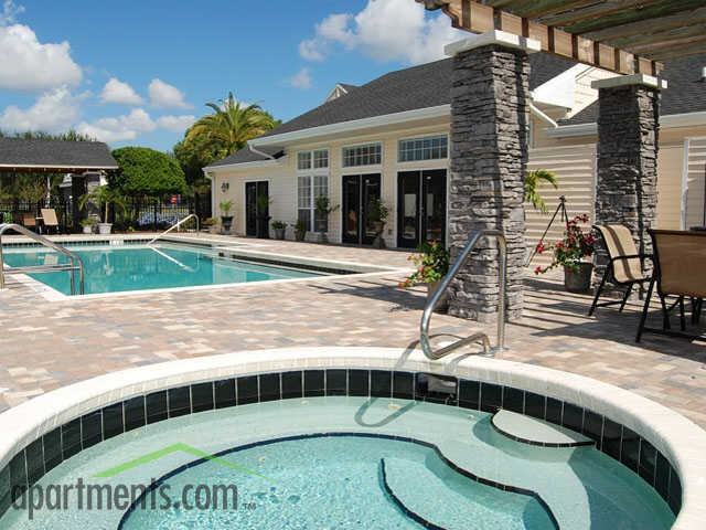 The Bentley at Cobbs Landing - Photo 2 of 23