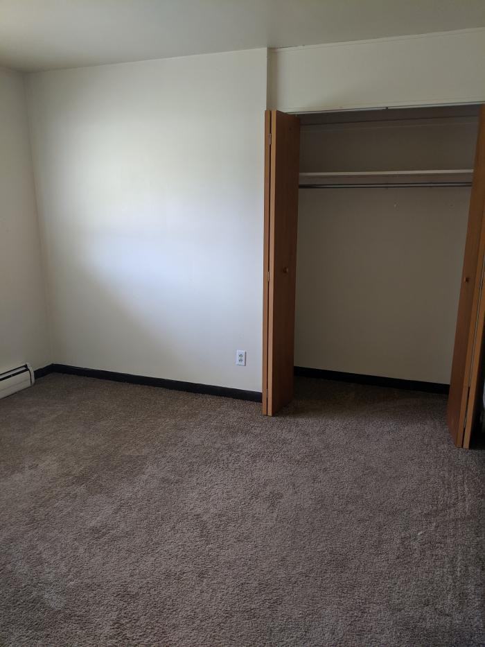 24 Linda St. - Photo 3 of 5