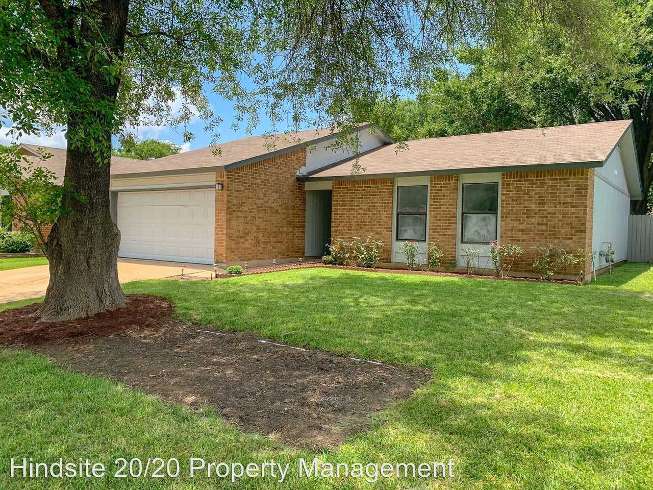 1710 Goodson Lane - Photo 2 of 25