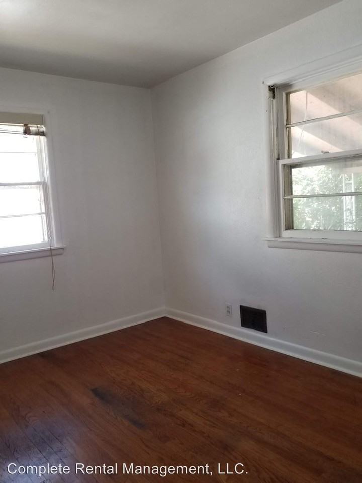 332 Henry Ave - Photo 3 of 15