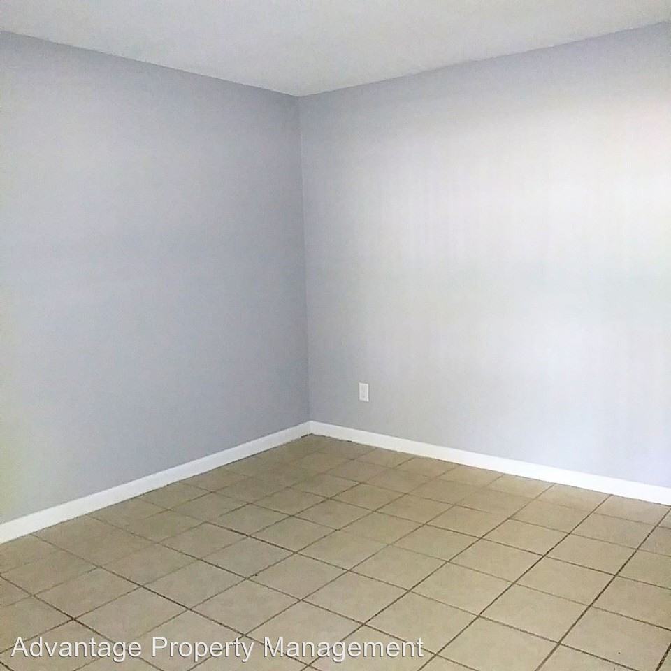 3122 Spring Hill Dr. - Photo 2 of 10