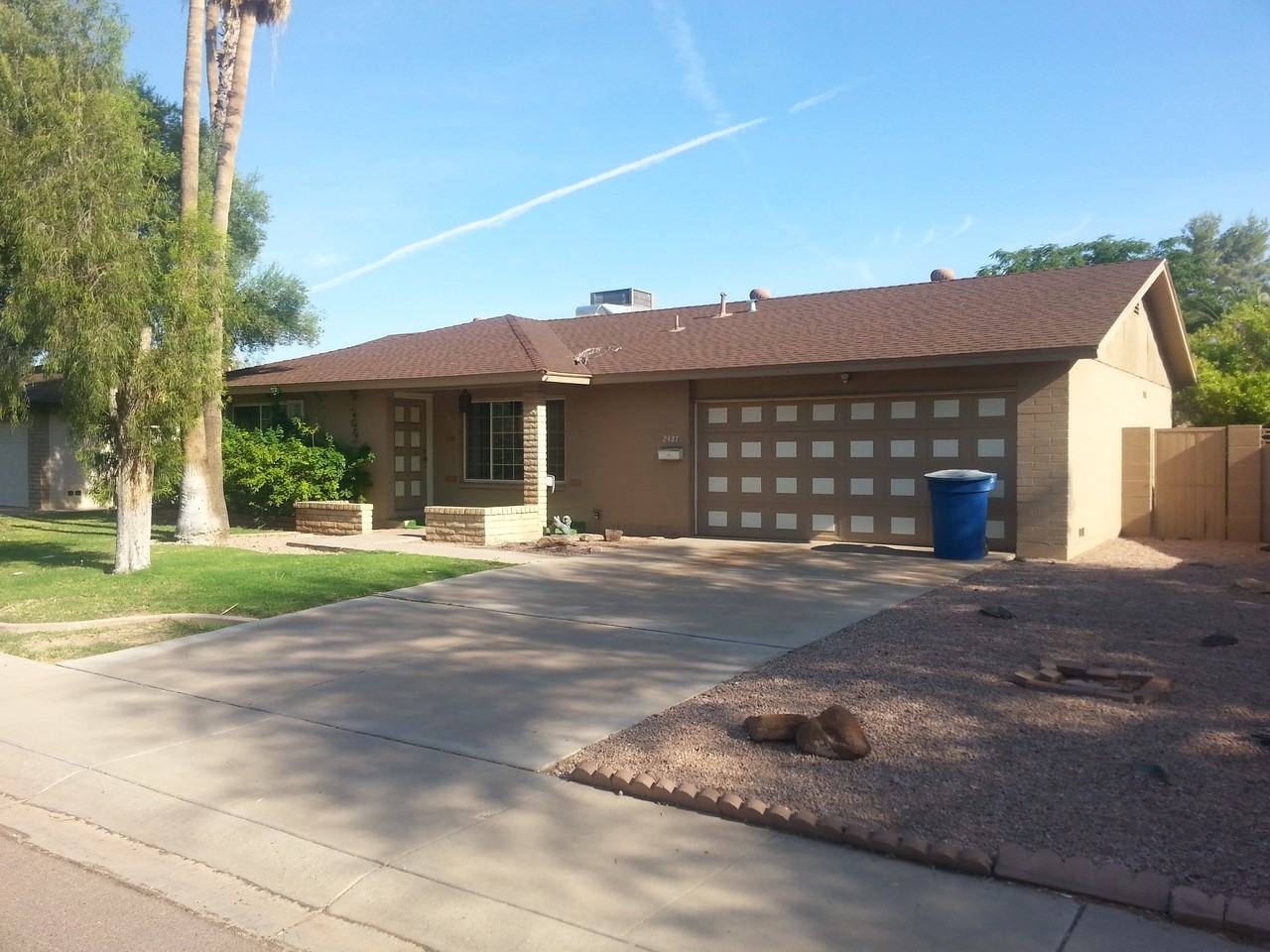 2427 E Cairo Dr - Photo 2 of 11