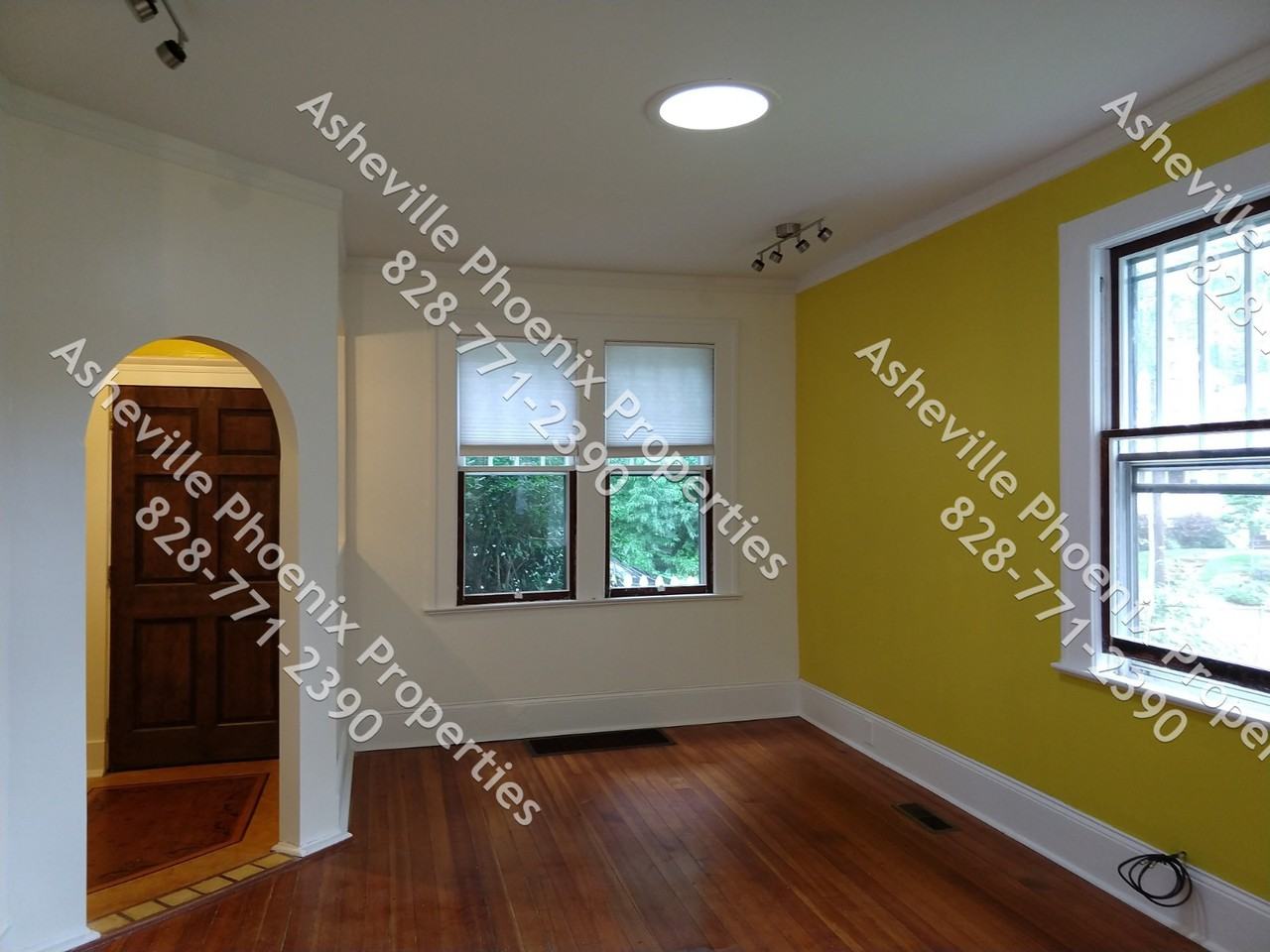 61 Washington Rd - Photo 3 of 16