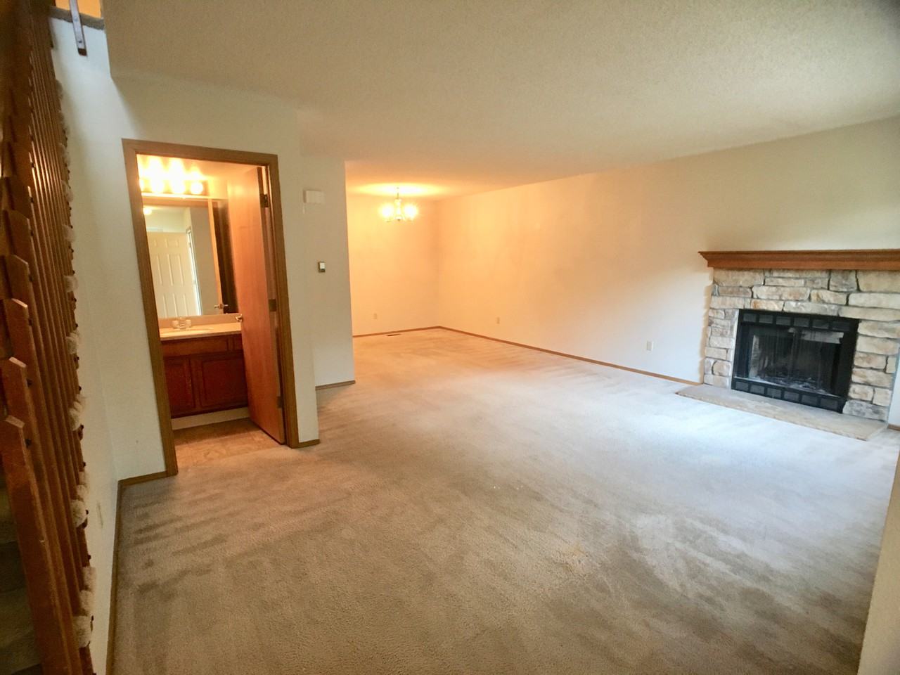 8440 Everett Way #B - Photo 3 of 10